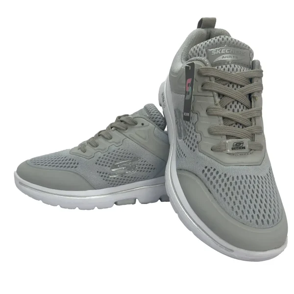 اسکیچرزULTRAGO