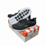 اسکیچرز مشکی سفید هایپر